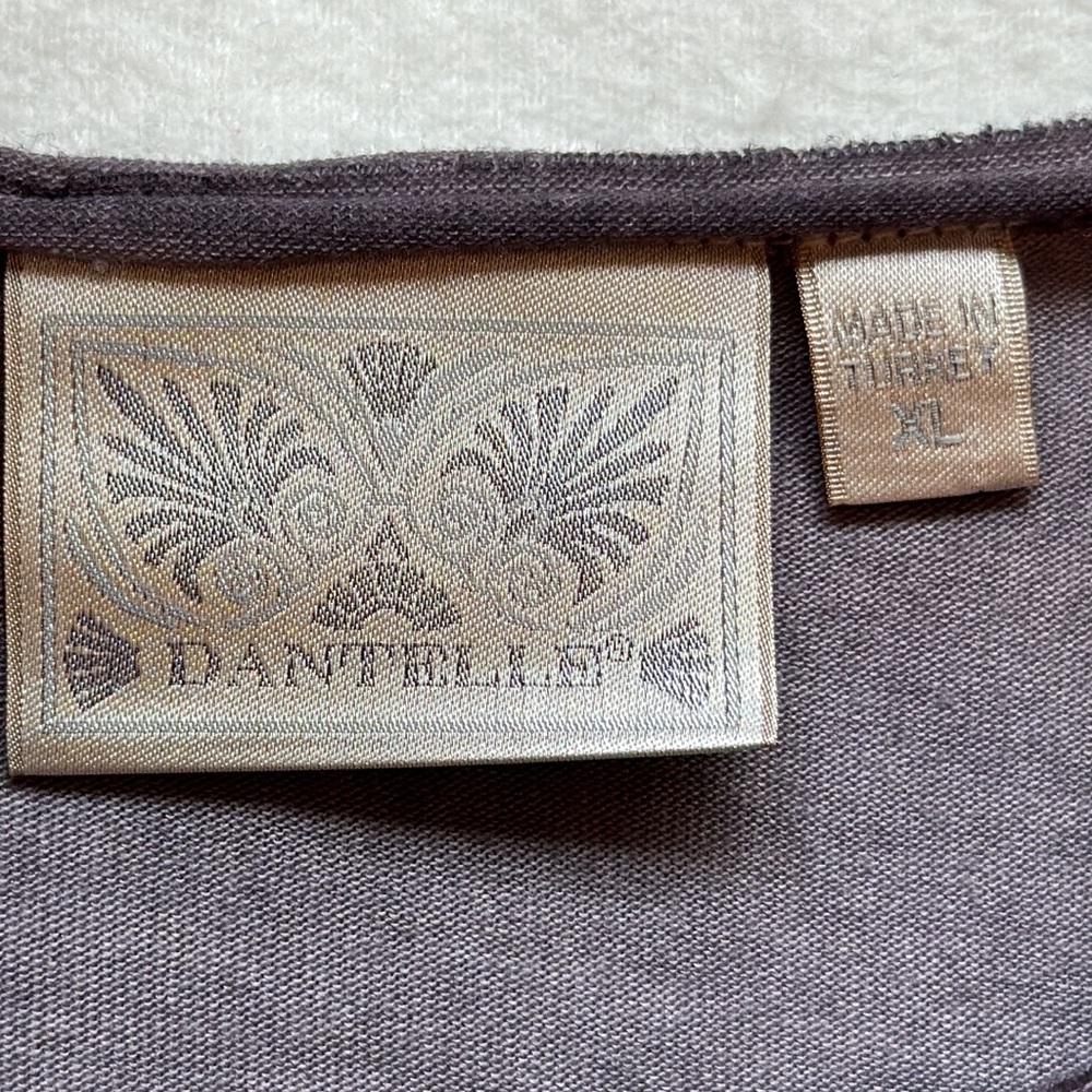 Danielle Cap Sleeve muted purple top - Picture 2 of 8
